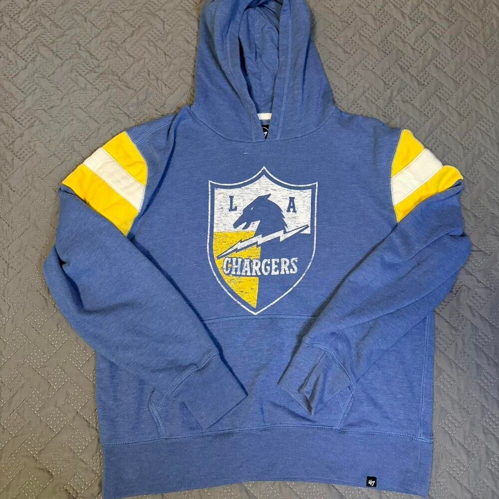 LA Chargers NFL Football Retro themed hoodie Men's Size Large